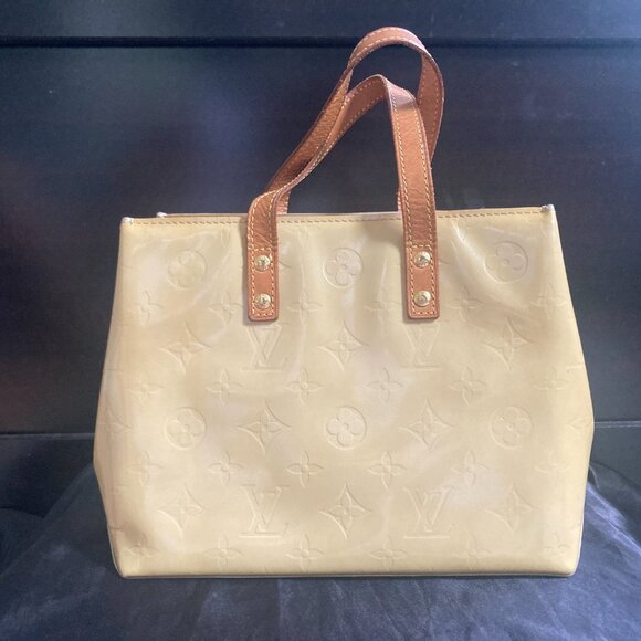 Louis Vuiton Vernis Monogram Reade PM Handbag - Picture 3 of 13